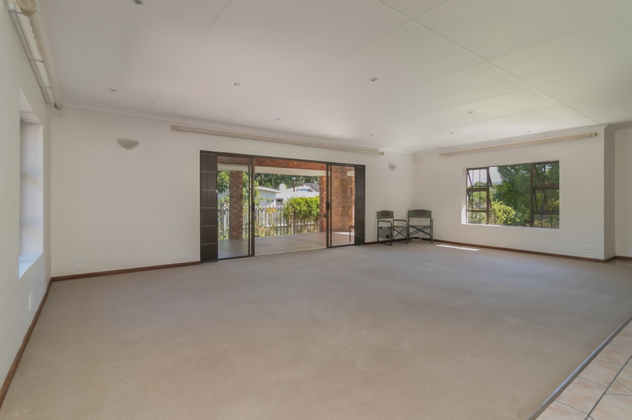 To Let 4 Bedroom Property for Rent in Hunters Home Western Cape